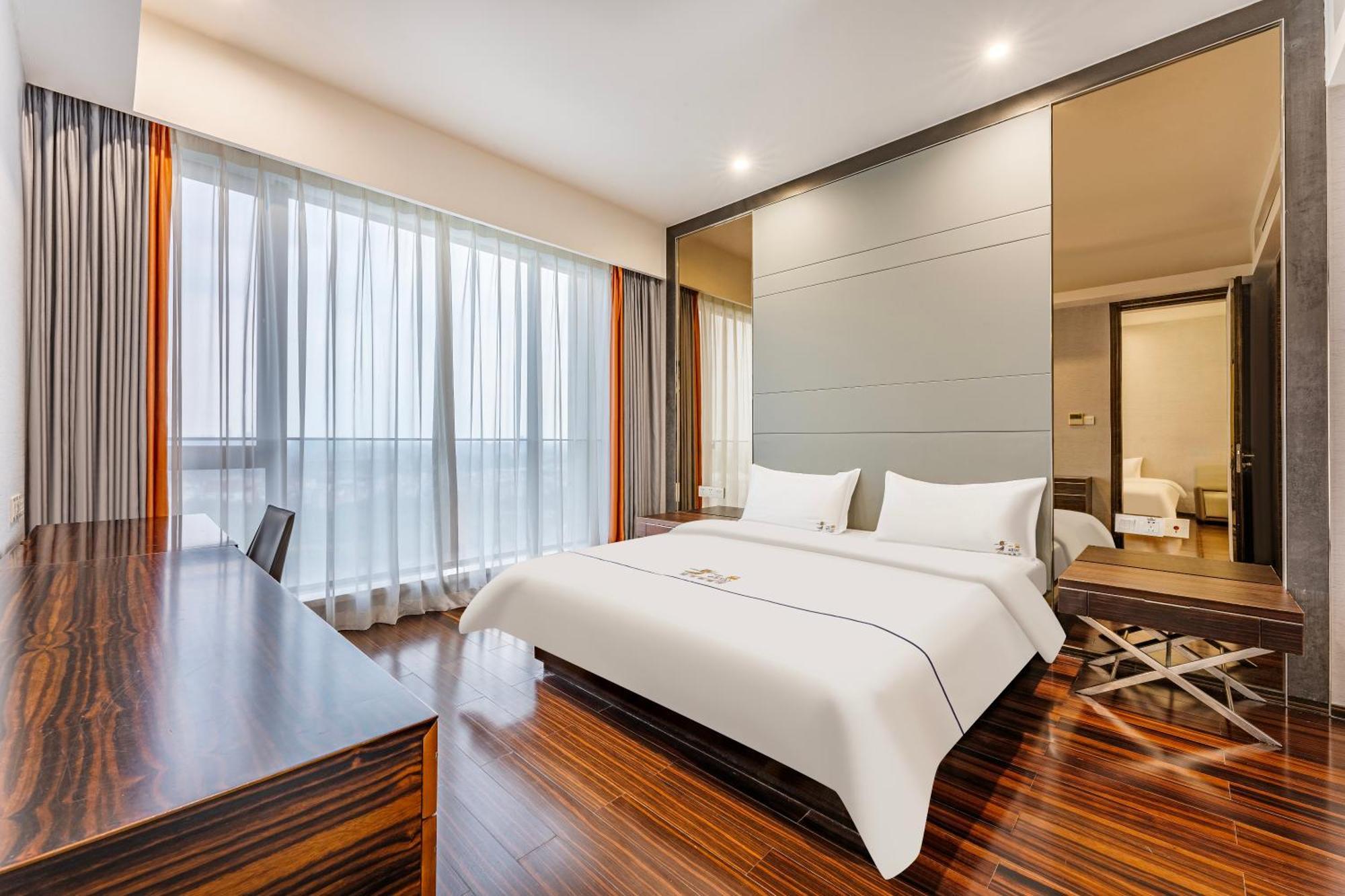 Estay Residence-Poly World Trade Center Guangzhou Exterior photo